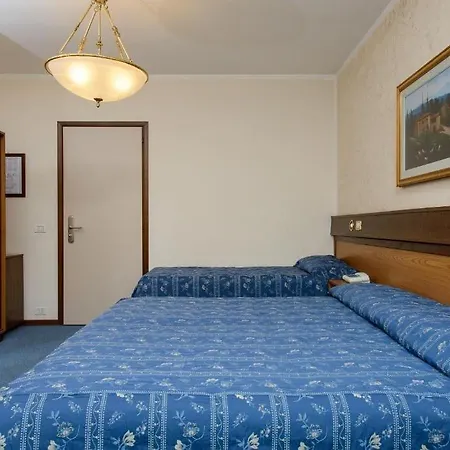 Bes Papa Hotel 3*